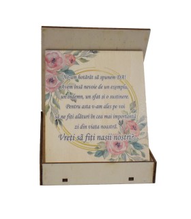 Box with Message "Vreti sa fiti Nasii Nostri?"