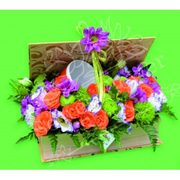 Aranjament floral cu cadou